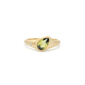 Chartreuse Sapphire Flat Top Ring