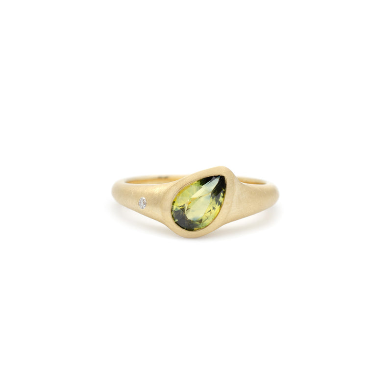 Chartreuse Sapphire Flat Top Ring