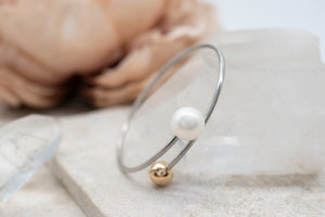 Pearl & Sphere Twist Bracelet