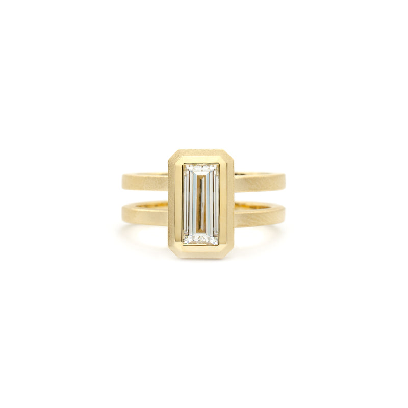 Double Shank Ring (Baguette)