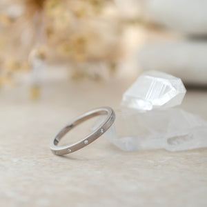 Offset Diamond Band White