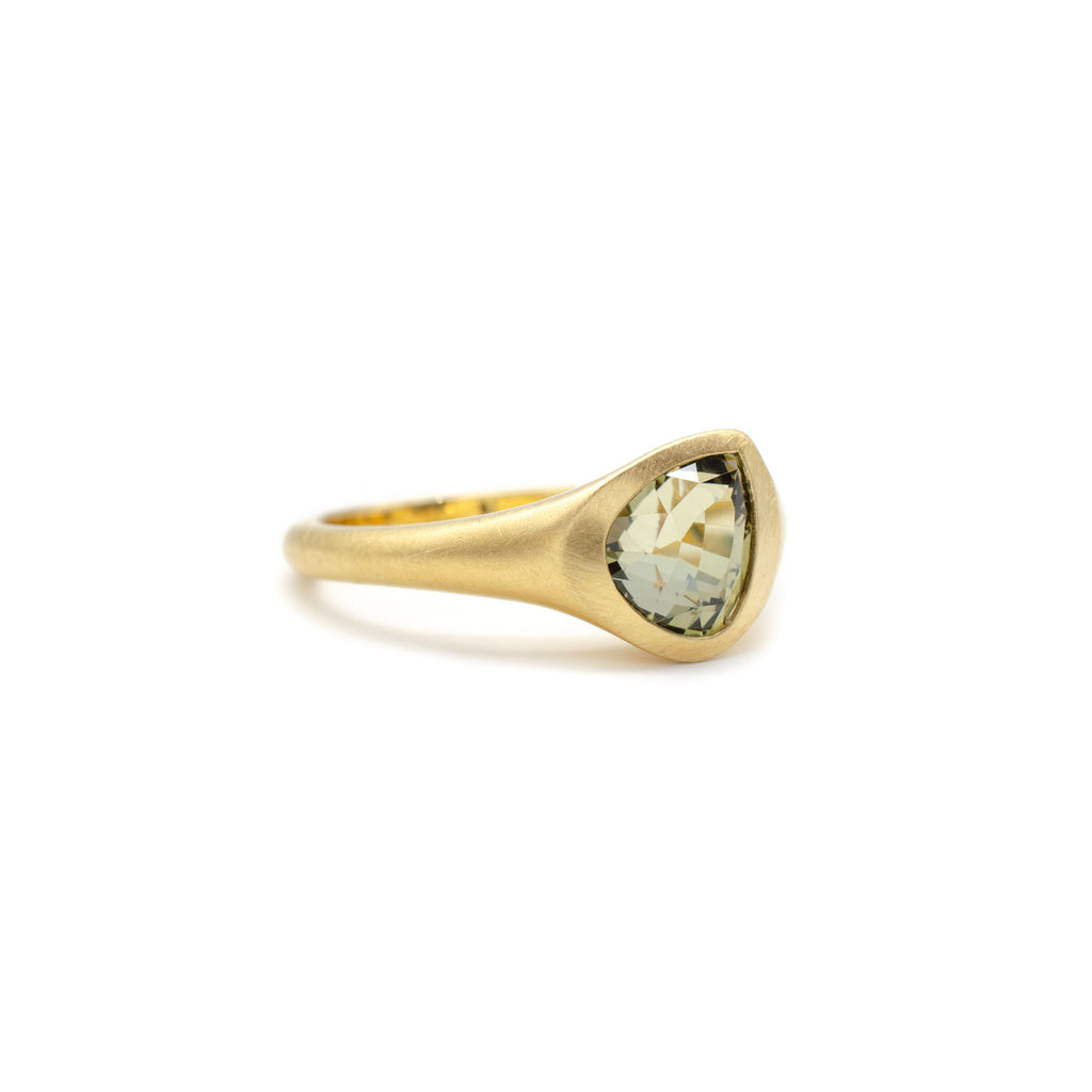 Mossy Sapphire Flat Top Ring