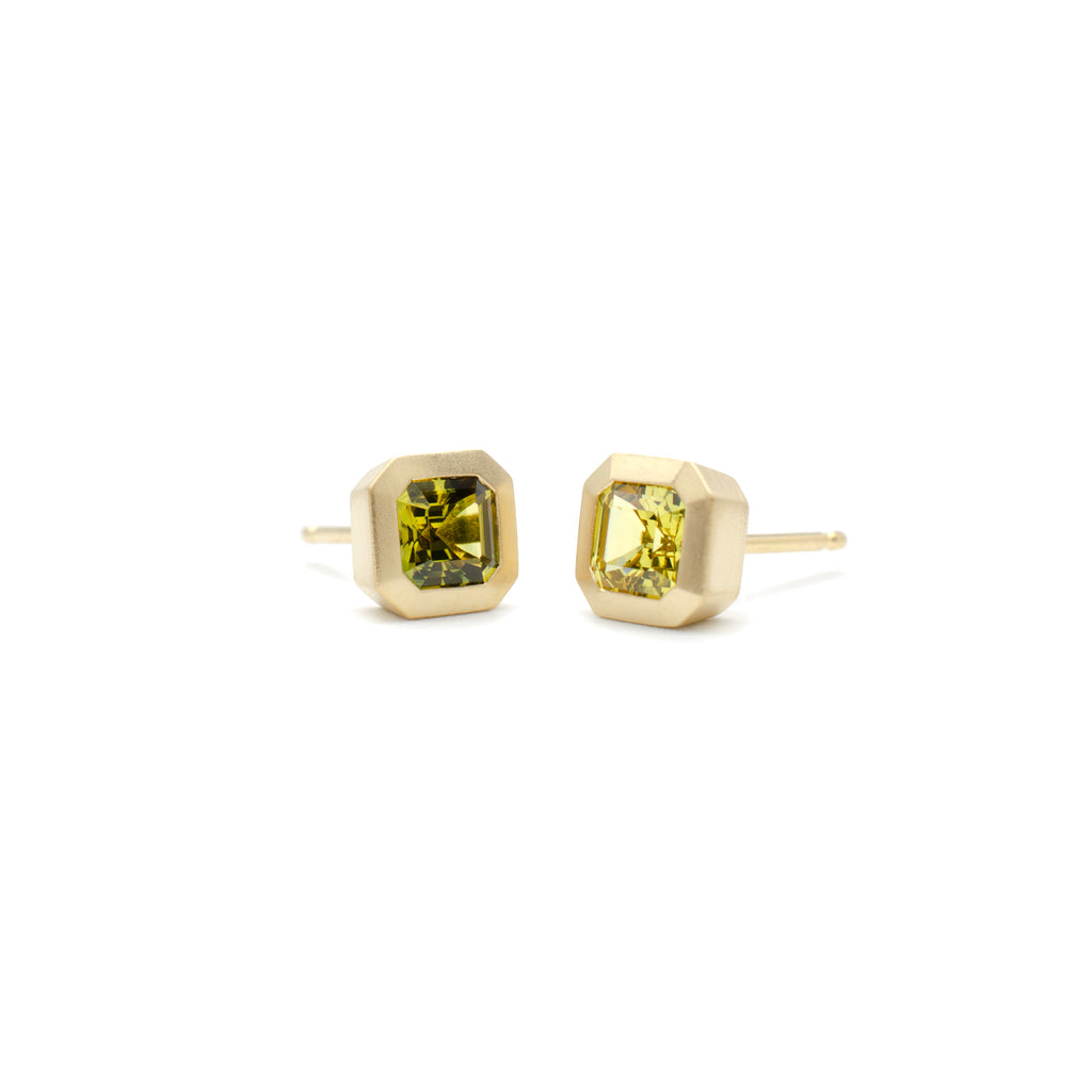 Viridis Cyrus Studs