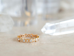 Rose Gold Alternating Bezel Band