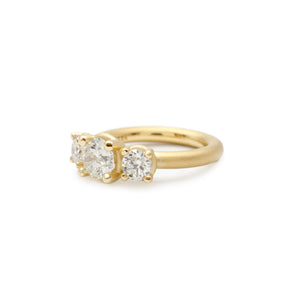 Sasha 3 Stone Ring
