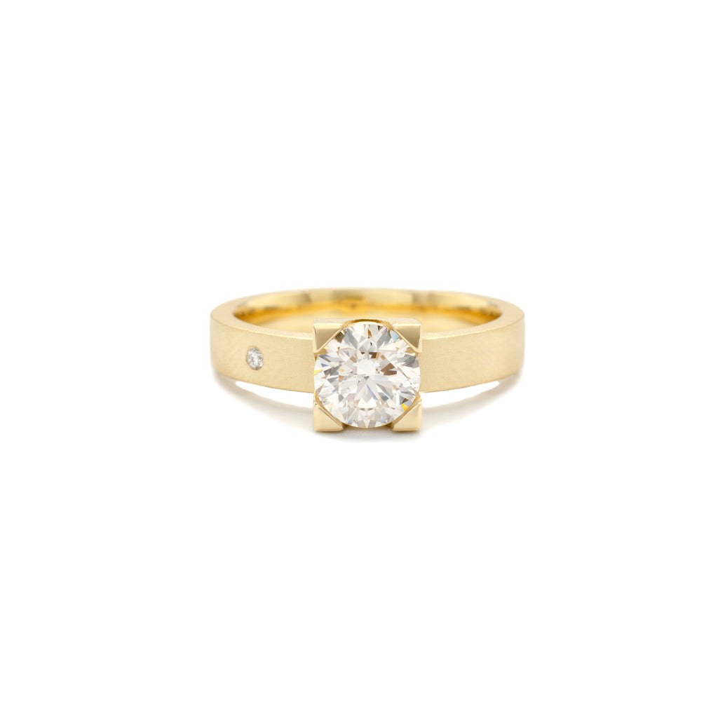Diamond Flat Shank Ring