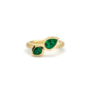 Emerald Lilith Ring