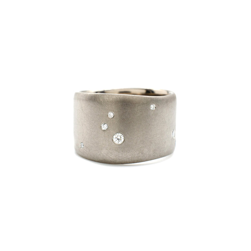 Galaxy Pebble Band in White