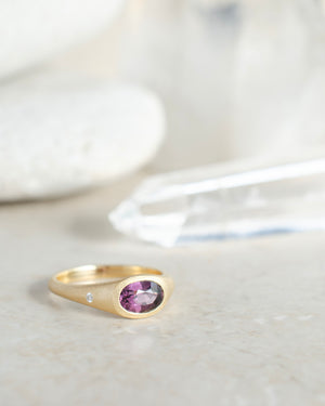 Merlot Spinel Flat Top Ring