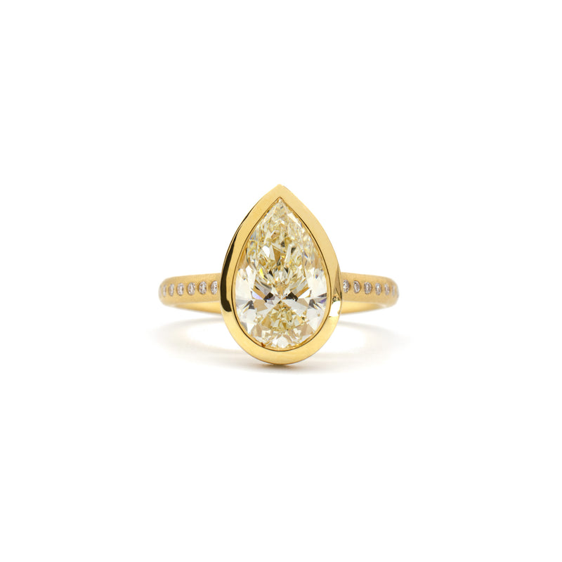 Pear Diamond Kass Ring