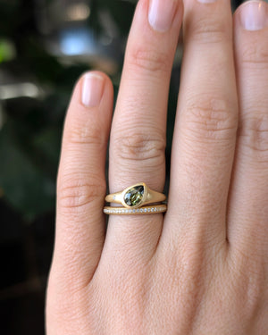 Chartreuse Sapphire Flat Top Ring