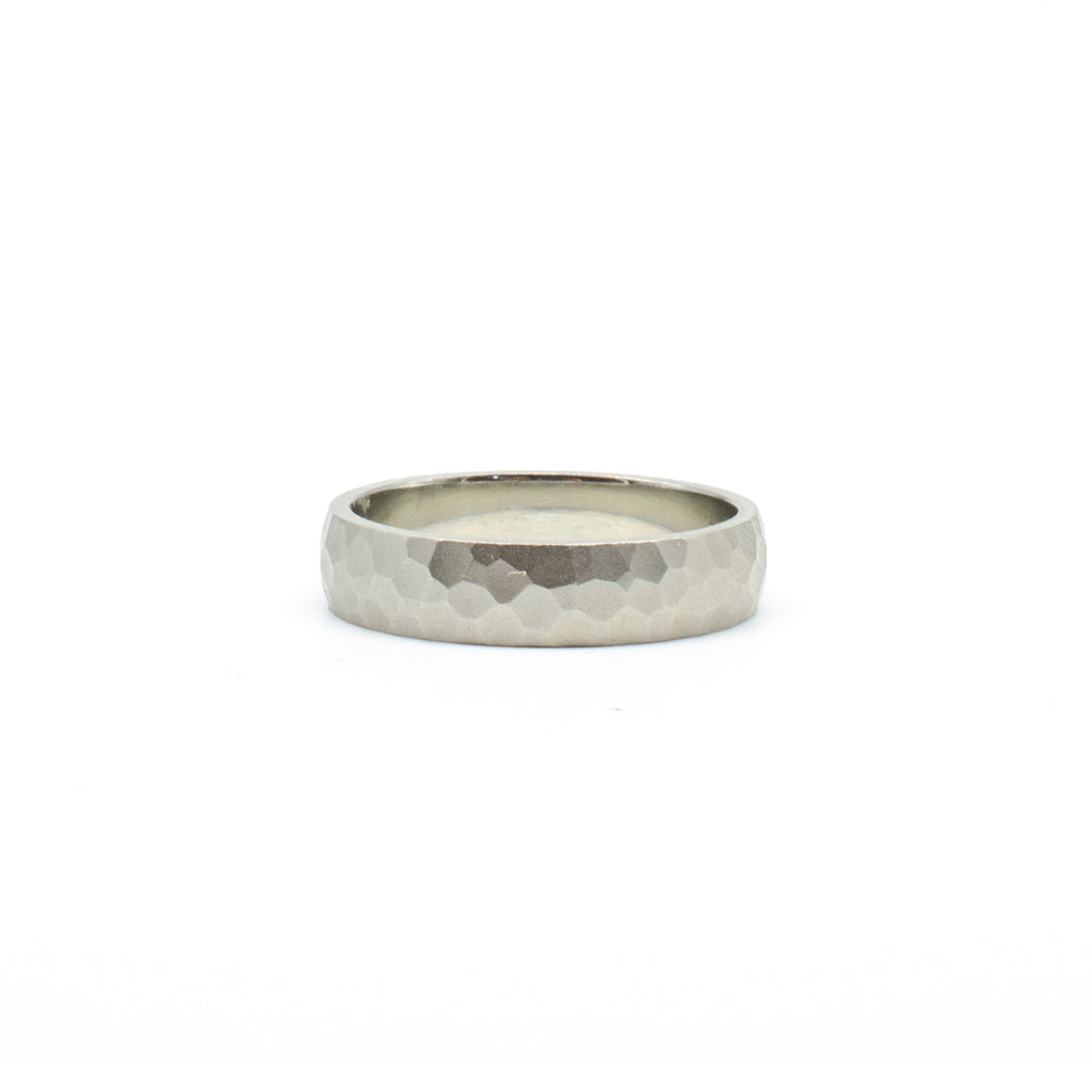 5mm Grey Hammered Band