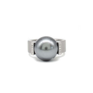 Tahitian Pearl & Diamond Victory Ring