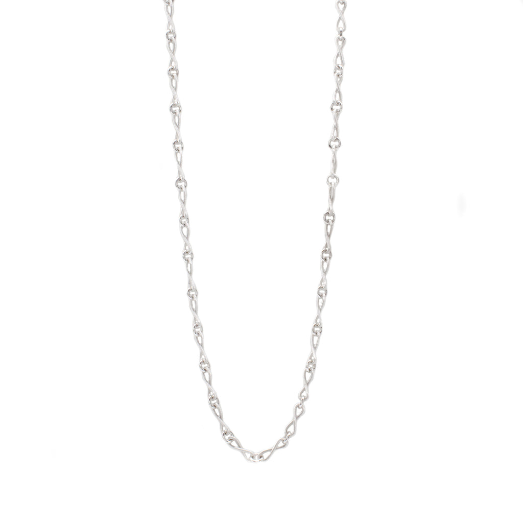 Twisted Infiniti Chain in White