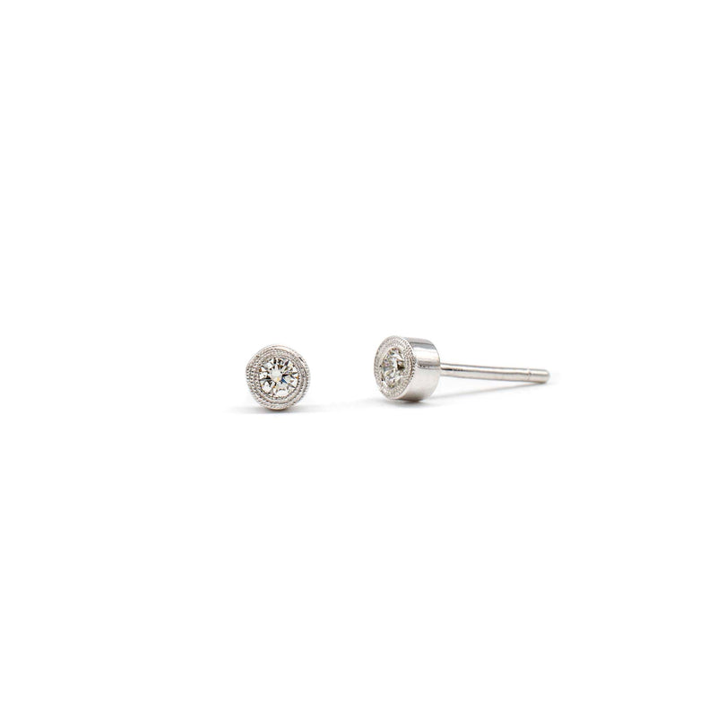 Double Milgrain Studs (Round)