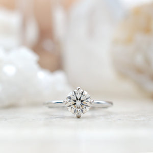 1 Carat Solitaire in White Gold