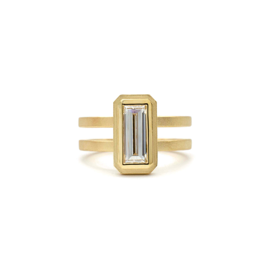 Double Shank Ring (Baguette)