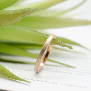 Offset Band Rose