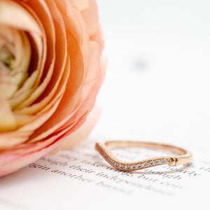 Single Row Guard Band in Rose