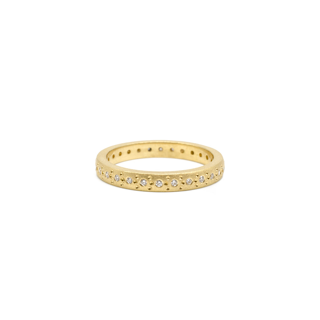 Gold Medium Pattern Band