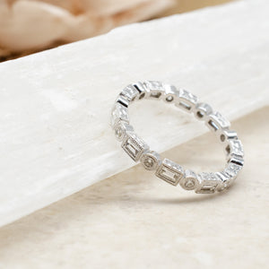 Baguette & Round Band in White